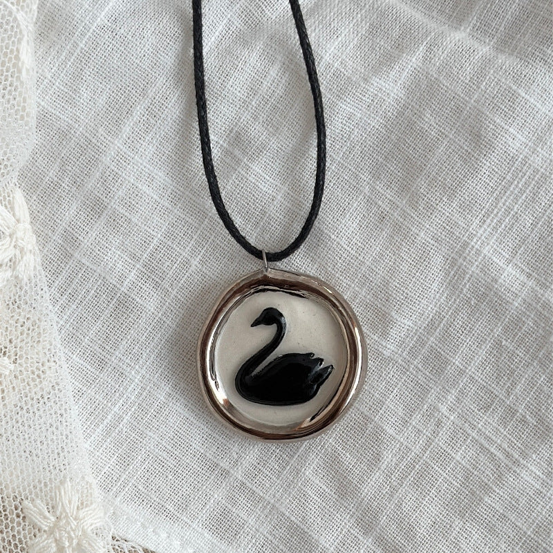 Retro-style Rabbit And Floral Print Pendant Necklace