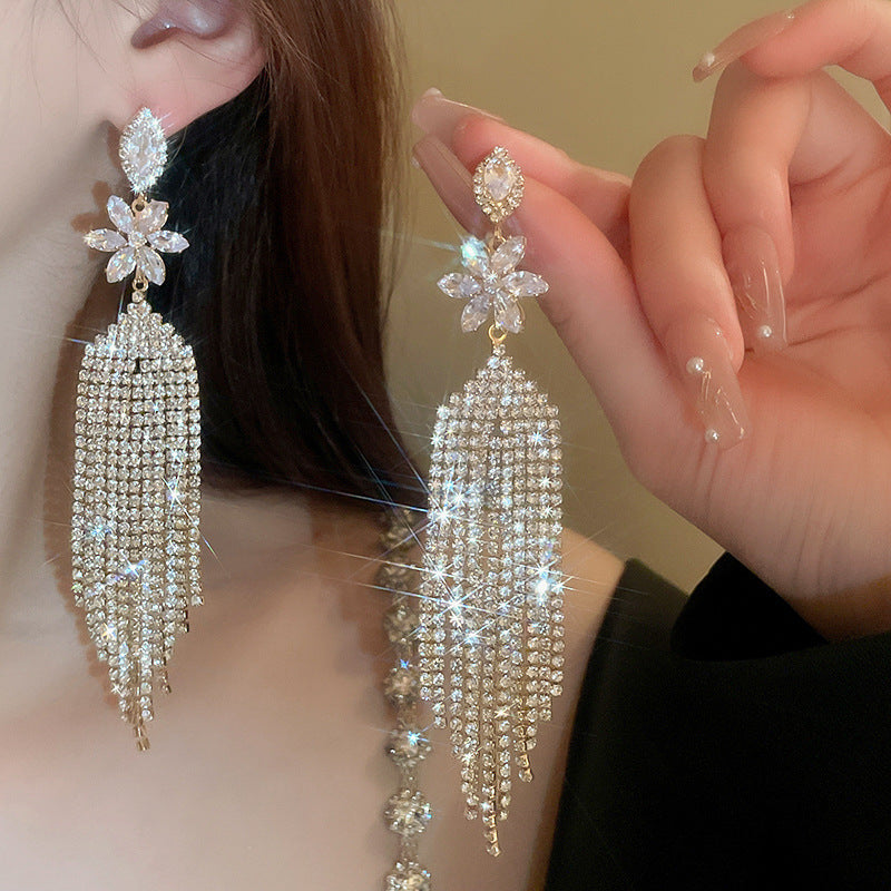 Vintage Retro Geometric Earrings Women CZ Pendant Studs Light Luxury High Sense Niche Jewelry