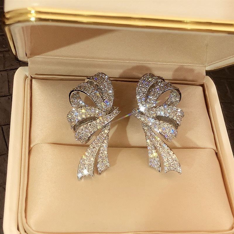 Three-dimensional Bow Earrings Fully Paved With Diamonds Eye-catching Dazzling And Sweet