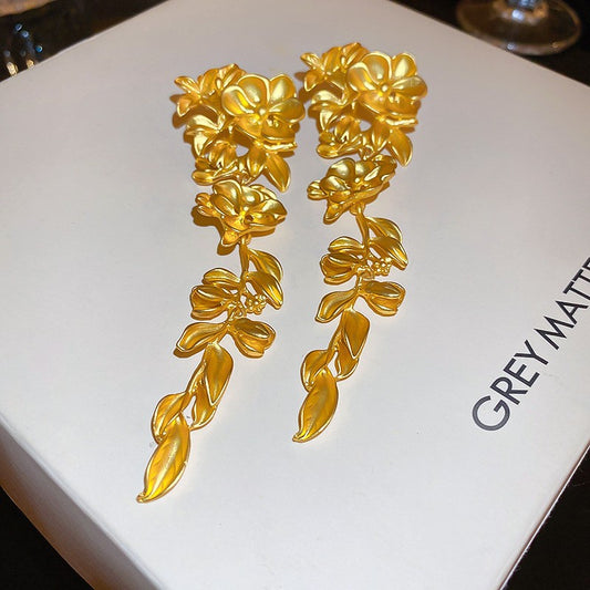 Vintage Floral Round Drop Earrings