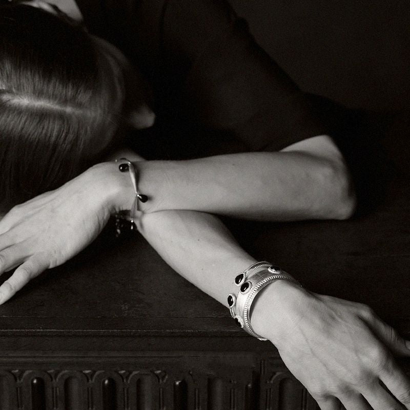 Light-luxury High-end Womens Bracelet