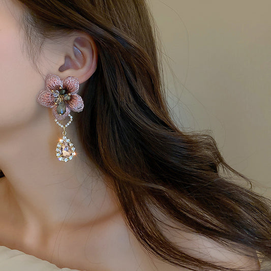 Asymmetric Dried Flower Dangle Earrings