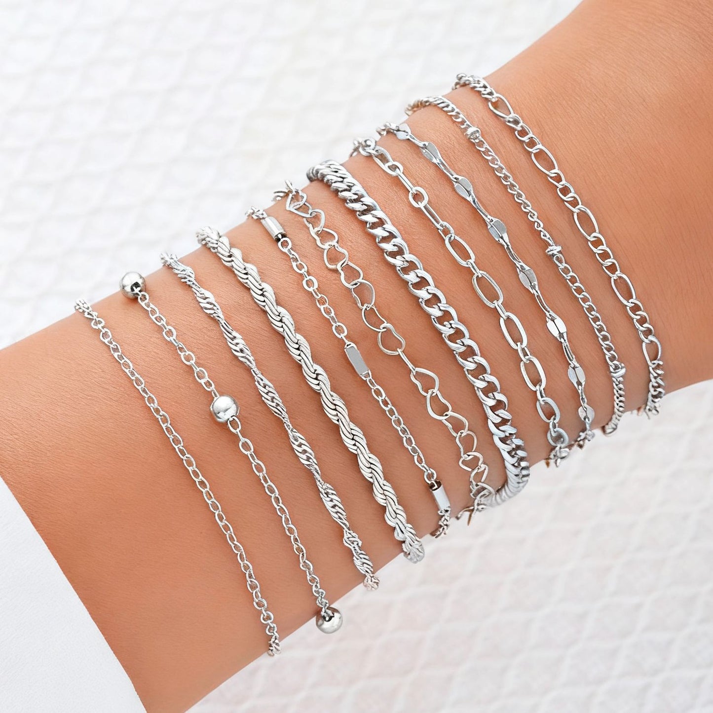 European And American Hollow Heart Cable Chain Bracelet