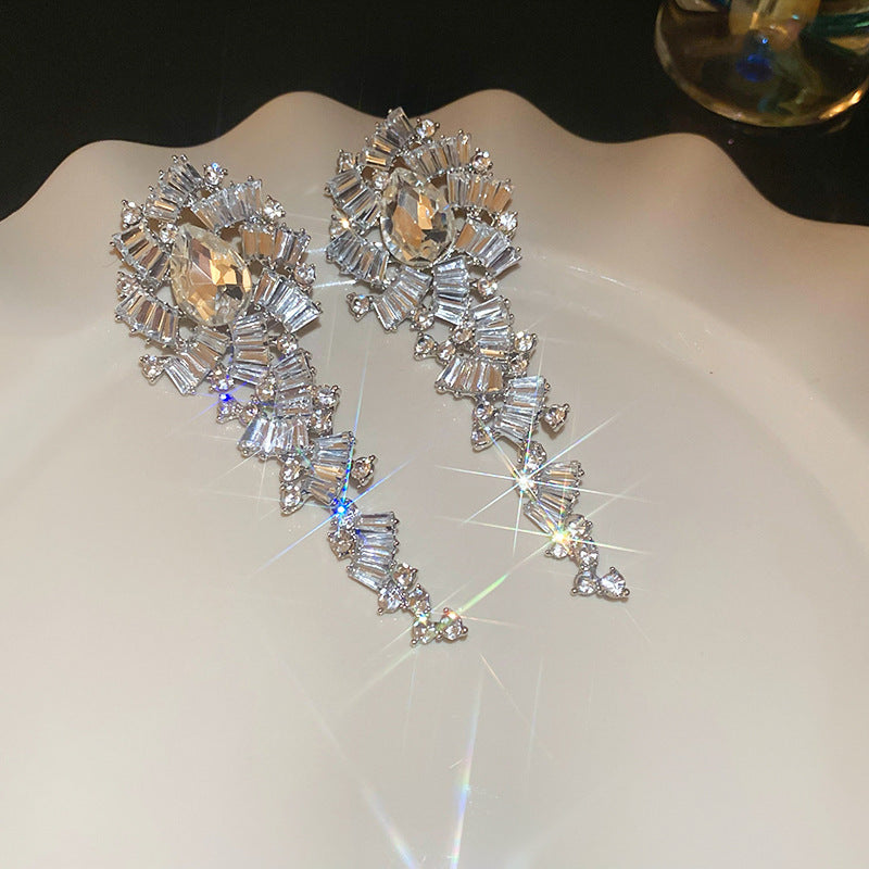 Vintage Retro Geometric Earrings Women CZ Pendant Studs Light Luxury High Sense Niche Jewelry
