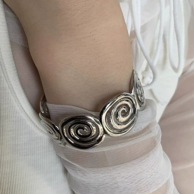 Adjustable Open-ended Ring Bracelet With Linear Design