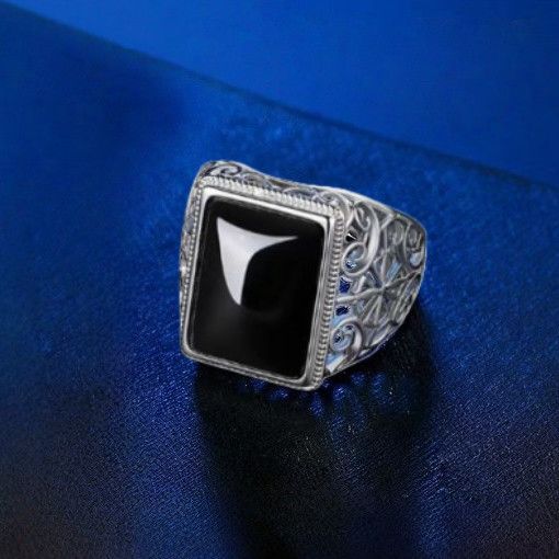 Mens Simple And Personalized Agate Ring